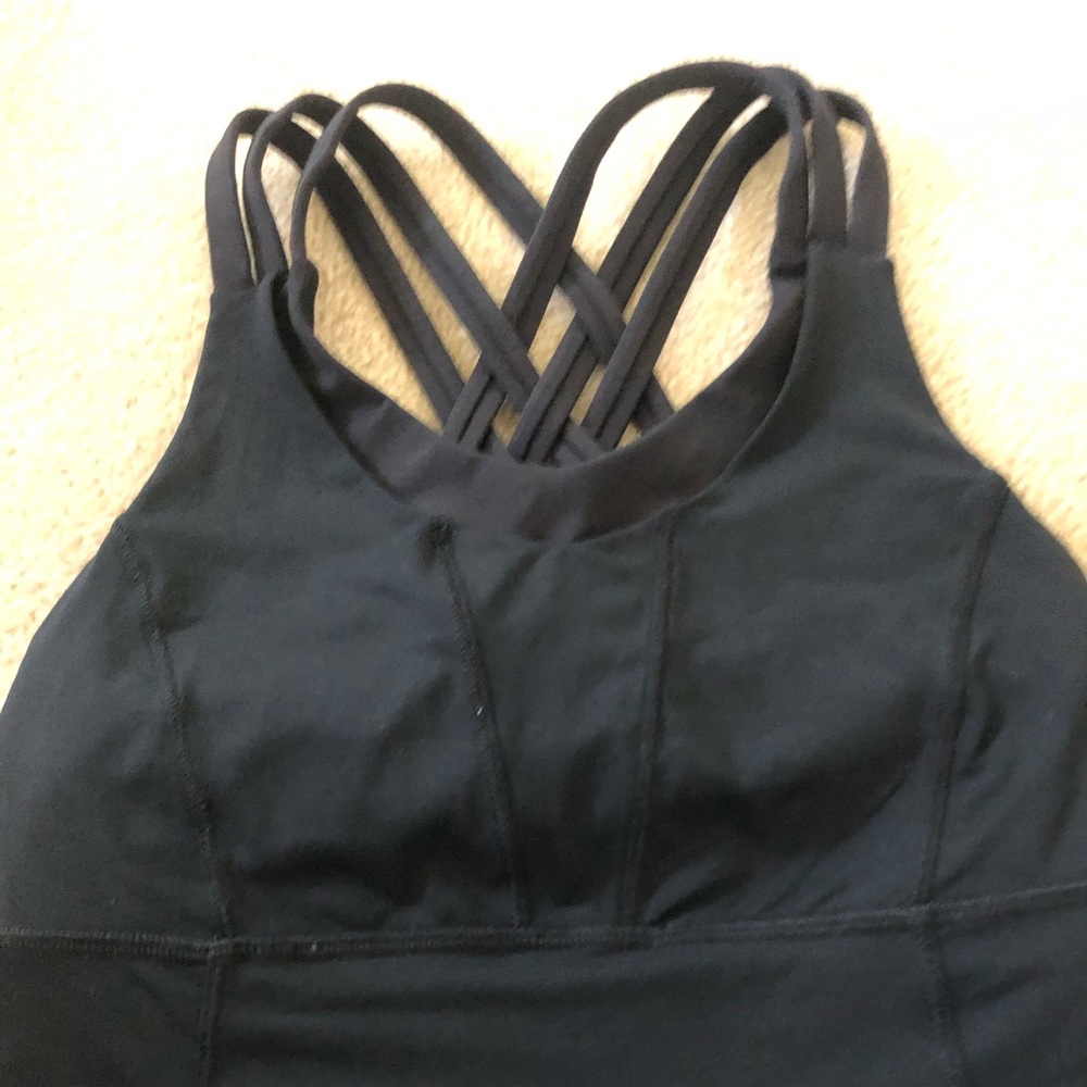 Black Lululemon Tank - Picture 4 of 4